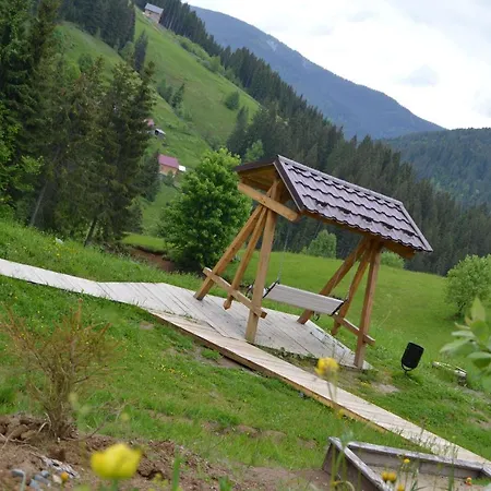 пагорб їжака / Hedgehog Hill Vakantiehuis Yablunytsia